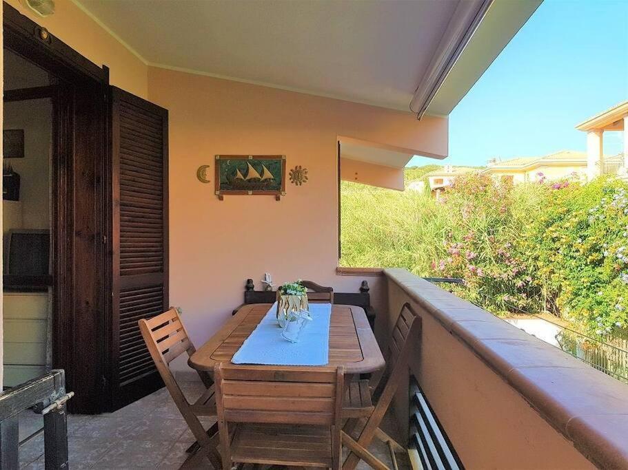 Elia'S House In The Beautiful Sardegna Apartment Villasimius Bagian luar foto