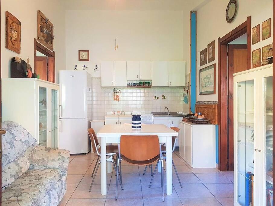 Elia'S House In The Beautiful Sardegna Apartment Villasimius Bagian luar foto